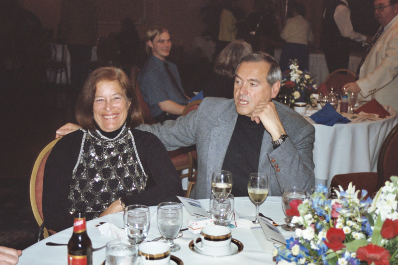 2006_captain_dinner/images_large/010_7a.jpg