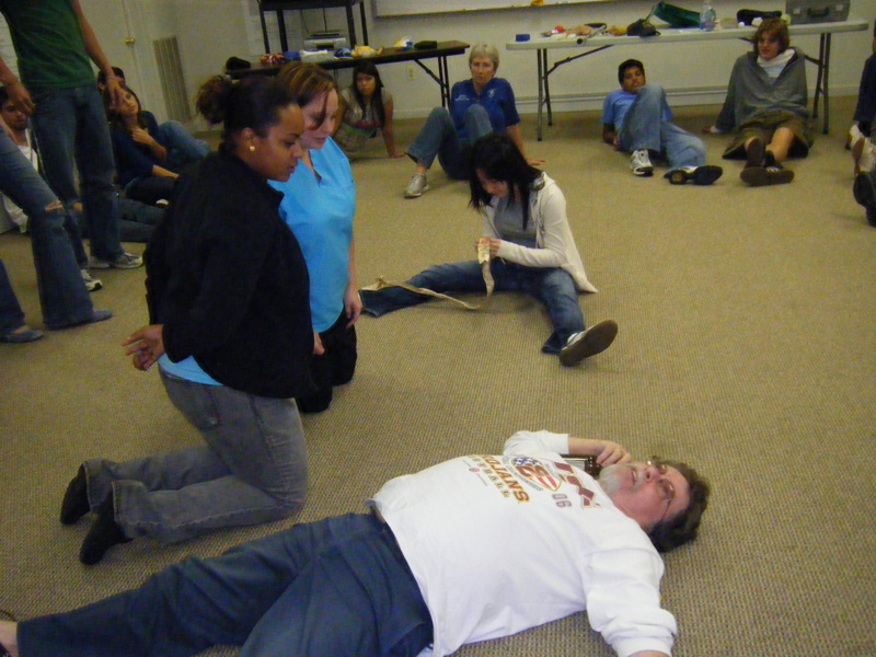 2008_fall_emt_class/images_large/2008_0503julytosept20080195.jpg