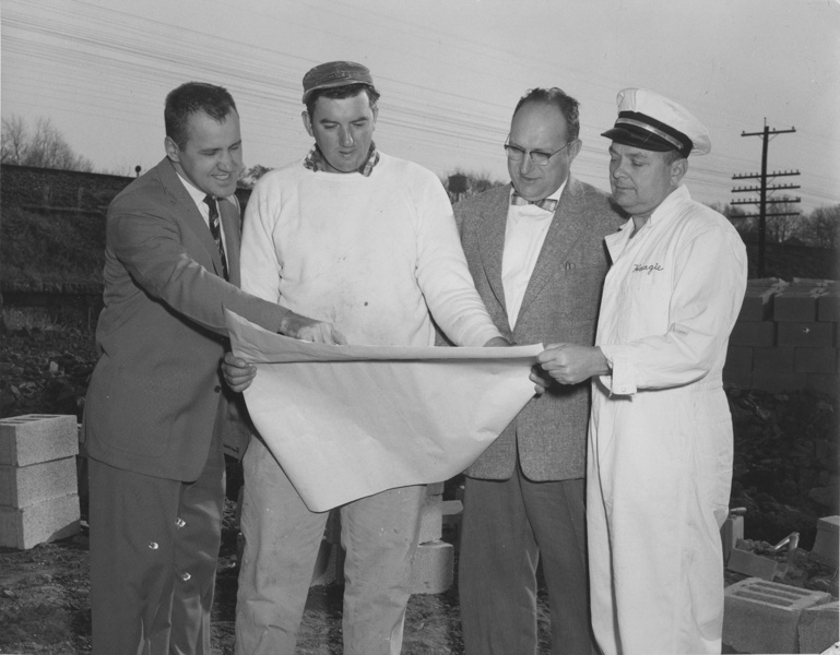 historic_photos/images_large/1961_broemel_construction_1.jpg