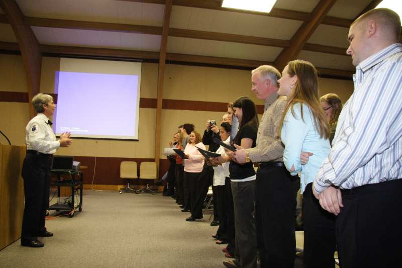 historic_photos/images_large/2007-11-17_EMT_class_8_Julie_Aberger.jpg